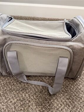 Dog / Cat Carrier